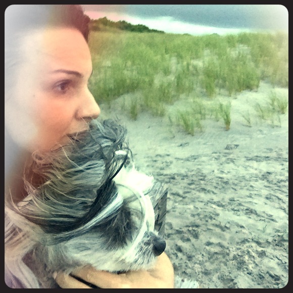 Meet your Posher, Andrea - Picture 1 of 1